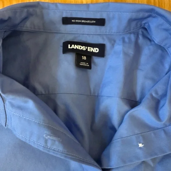 Two Lands' End Blue Casual Button Down Shirts - Picture 3 of 7
